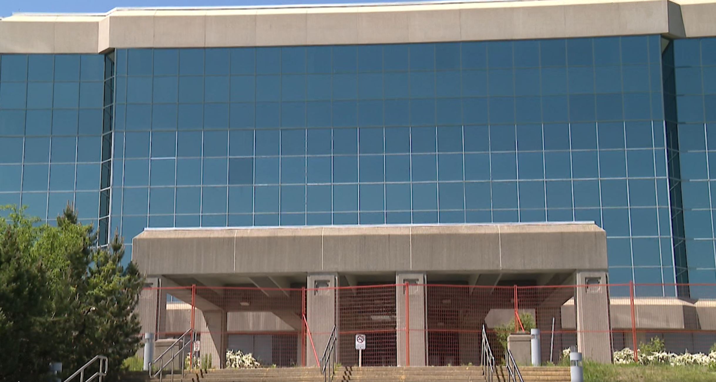 555, de la Carrière le propriétaire veut vendre au CISSSO ou à la Ville TVA Gatineau